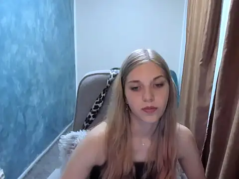 MysticLuna6 online show from 07-25-26, 04:10