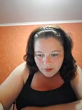 Snapshot of Moonshade30 chatting on 07-20-26, 04:09 Moonshade30 online show from 07-20-26, 04:09