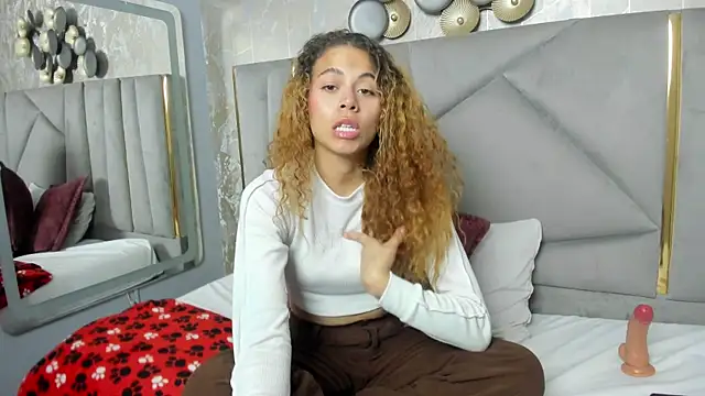 LilyNoir  online show from 07-29-26, 02:15