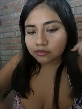 Aurora-love online show from 07-30-26, 02:10