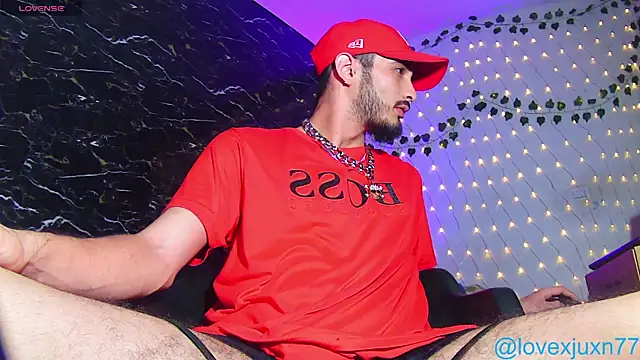 LovexJuxn77 online show from 07-21-26, 02:08