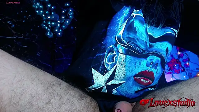LovexJuxn77 online show from 08-04-26, 03:03