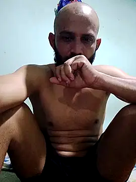 MiayLogann online show from 07-30-26, 01:37