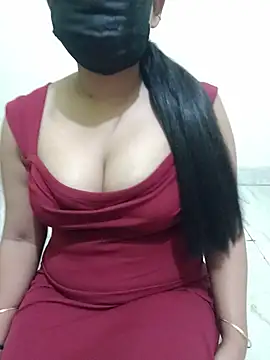 Snapshot of Meera_0 chatting on 07-21-26, 07:27 Meera 0 online show from 07-21-26, 07:27