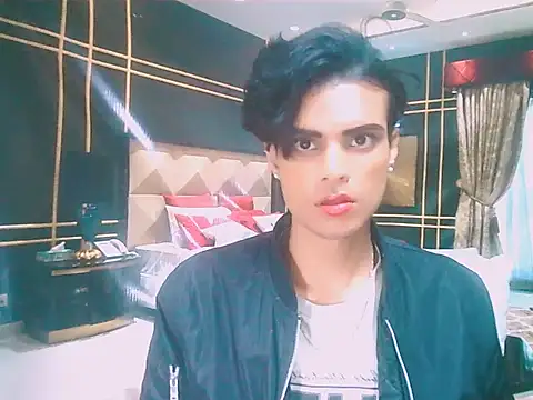 IndianLipstickLuna online show from 07-30-26, 05:50