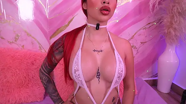 Scarlett-jones00 online show from 07-26-26, 06:15