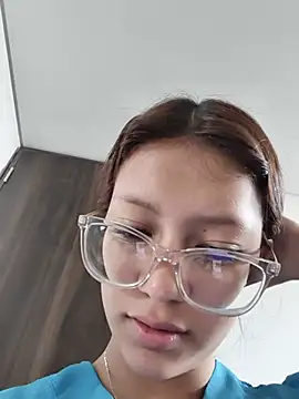 Snapshot of Baby_velvet chatting on 07-30-26, 03:55 Baby velvet online show from 07-30-26, 03:55