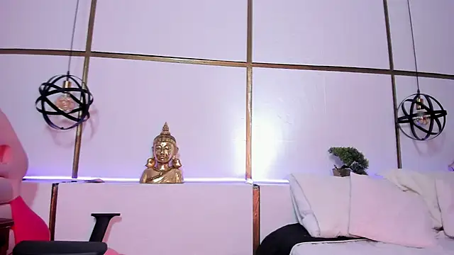 Lucy Neil  online show from 07-28-26, 04:39