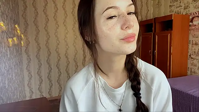 Snapshot of lil_LYA_23 chatting on 07-22-26, 04:15 lil LYA 23 online show from 07-22-26, 04:15
