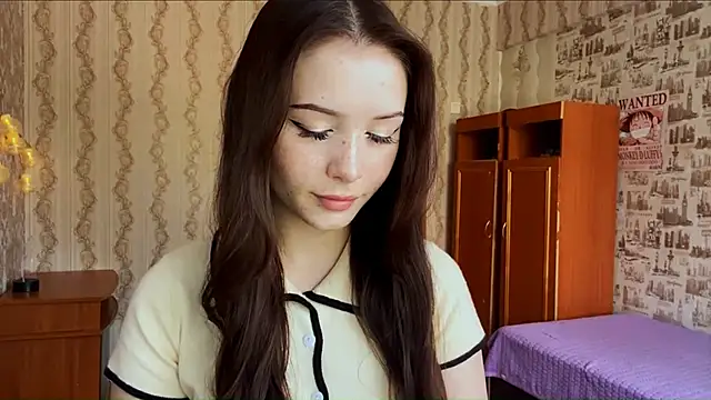 Snapshot of lil_LYA_23 chatting on 07-24-26, 04:54 lil LYA 23 online show from 07-24-26, 04:54