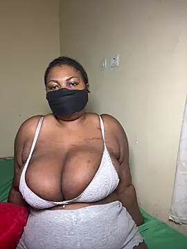 Snapshot of Suzzylove26 chatting on 07-28-26, 05:12 Suzzylove26 online show from 07-28-26, 05:12
