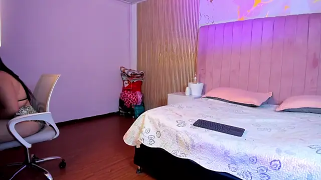 Anny Mora  online show from 07-30-26, 11:53
