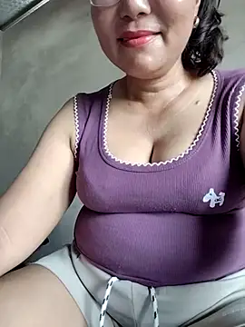 -Titihan- online show from 07-27-26, 07:37
