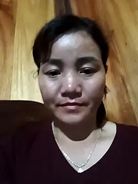 Quee Quee online show from 07-16-26, 10:54