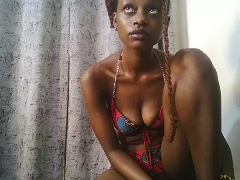 Snapshot of Tinytease_doll chatting on 07-25-26, 02:25 Tinytease doll online show from 07-25-26, 02:25