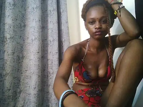 Snapshot of Tinytease_doll chatting on 07-26-26, 02:31 Tinytease doll online show from 07-26-26, 02:31