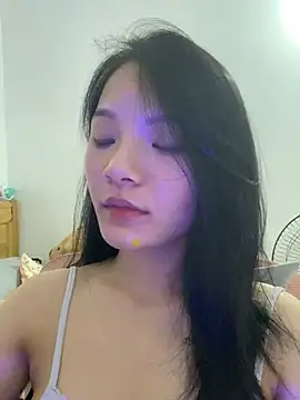 Snapshot of Girl-wet chatting on 07-27-26, 02:35 Girl-wet online show from 07-27-26, 02:35