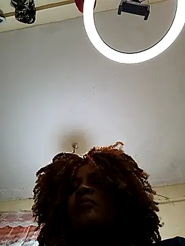 Snapshot of Jacklinemueni chatting on 07-23-26, 12:35 Jacklinemueni online show from 07-23-26, 12:35