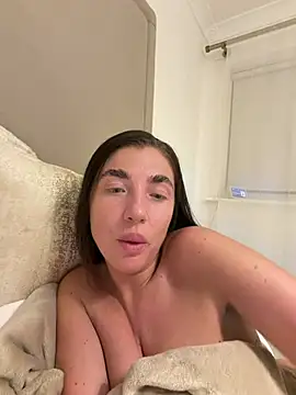 BellaTxx online show from 07-17-26, 10:58