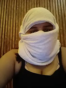 Snapshot of Queen_Karishma chatting on 07-24-26, 09:51 Queen Karishma online show from 07-24-26, 09:51