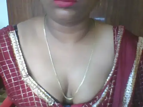 Snapshot of Tamil_hot_Shalini chatting on 07-22-26, 03:15 Tamil hot Shalini online show from 07-22-26, 03:15