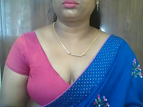 Snapshot of Tamil_hot_Shalini chatting on 07-26-26, 09:16 Tamil hot Shalini online show from 07-26-26, 09:16