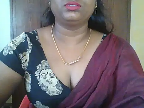 Snapshot of Tamil_hot_Shalini chatting on 07-27-26, 07:48 Tamil hot Shalini online show from 07-27-26, 07:48