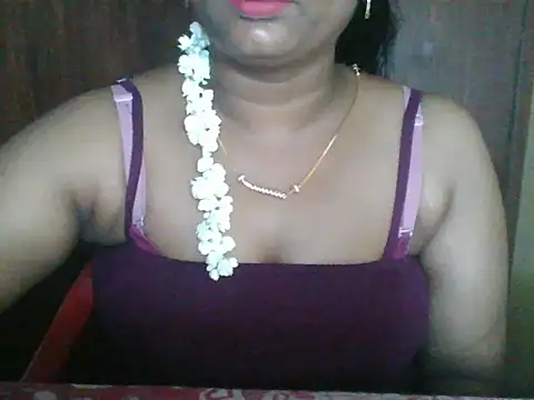Snapshot of Tamil_hot_Shalini chatting on 07-29-26, 05:55 Tamil hot Shalini online show from 07-29-26, 05:55