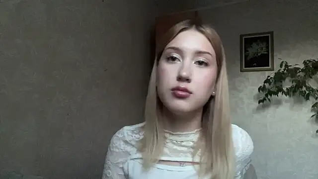 Snapshot of ArianneQuilantang chatting on 07-28-26, 04:39 ArianneQuilantang online show from 07-28-26, 04:39