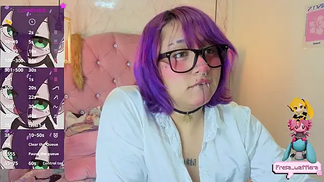 Snapshot of Fresa_wafflera_ chatting on 07-22-26, 02:36 Fresa wafflera online show from 07-22-26, 02:36