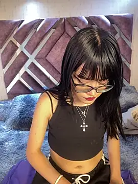 Saphira Pink online show from 07-30-26, 06:51