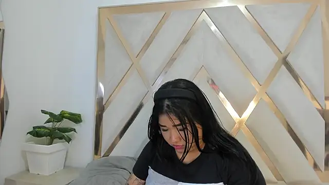 Snapshot of gabycutee_ chatting on 07-25-26, 08:28 gabycutee online show from 07-25-26, 08:28