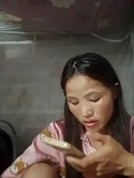 Snapshot of Mie-Miee chatting on 07-28-26, 01:54 Mie-Miee online show from 07-28-26, 01:54