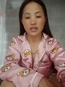 Snapshot of Mie-Miee chatting on 07-28-26, 04:39 Mie-Miee online show from 07-28-26, 04:39