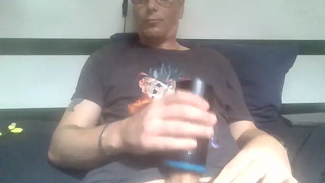 Snapshot of polo7755 chatting on 07-20-26, 11:23 polo7755 online show from 07-20-26, 11:23