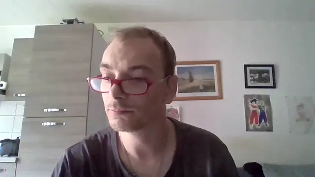 Snapshot of polo7755 chatting on 07-26-26, 10:22 polo7755 online show from 07-26-26, 10:22