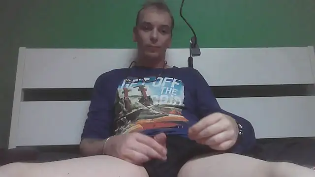 Snapshot of polo7755 chatting on 07-28-26, 03:21 polo7755 online show from 07-28-26, 03:21