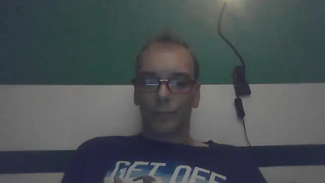 Snapshot of polo7755 chatting on 07-28-26, 07:39 polo7755 online show from 07-28-26, 07:39