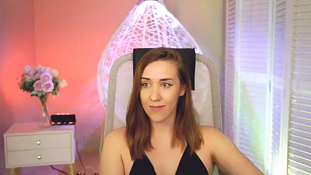 emillylopez  online show from 07-28-26, 06:20
