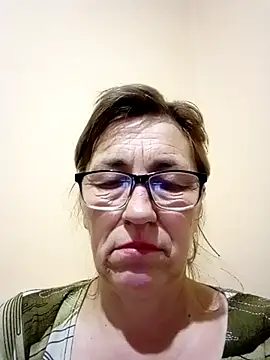 Snapshot of velvetsky651 chatting on 07-20-26, 06:21 velvetsky651 online show from 07-20-26, 06:21