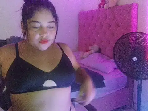 maddy13hony online show from 07-24-26, 10:41