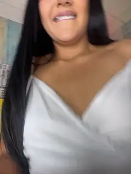 Snapshot of HeyScarletXXX chatting on 07-20-26, 09:28 HeyScarletXXX online show from 07-20-26, 09:28