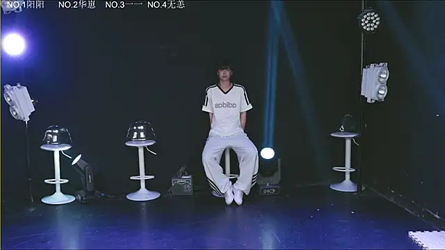 Snapshot of Dance-Teacher chatting on 07-21-26, 05:32 Dance-Teacher online show from 07-21-26, 05:32