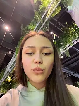 Snapshot of EvelynFly chatting on 07-28-26, 02:13 EvelynFly online show from 07-28-26, 02:13