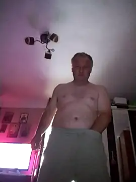 Snapshot of grasu78 chatting on 07-20-26, 03:36 grasu78 online show from 07-20-26, 03:36