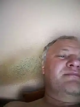 Snapshot of grasu78 chatting on 07-22-26, 03:15 grasu78 online show from 07-22-26, 03:15