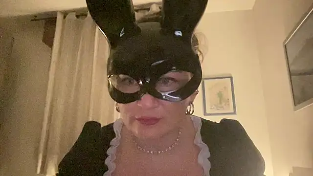 69ladyeva69 online show from 07-23-26, 07:56