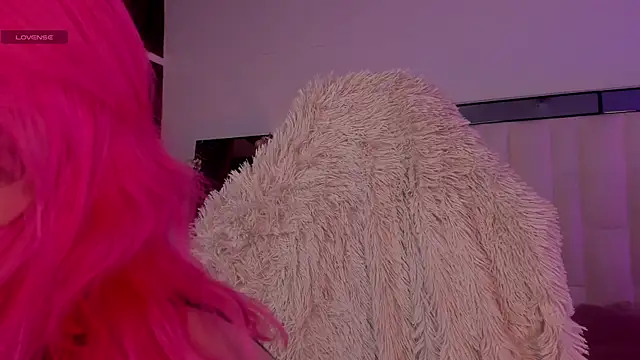 dream pink online show from 07-30-26, 02:05