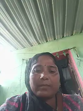 Hott arushi online show from 07-23-26, 10:46
