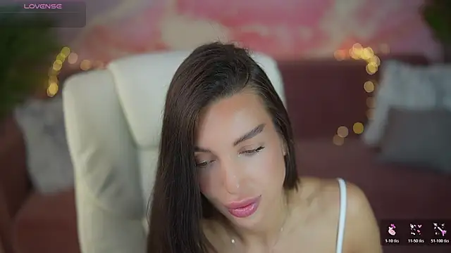 Snapshot of JasminBee chatting on 07-22-26, 06:49 JasminBee online show from 07-22-26, 06:49